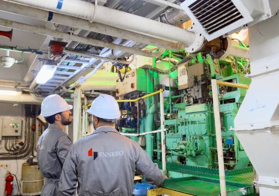 How ENOC Lubricants Handle Extreme Temperatures Without Breaking Down
